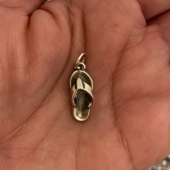 James Avery Retired Flip Flop Charm 925 stamped - Picture 3 of 6